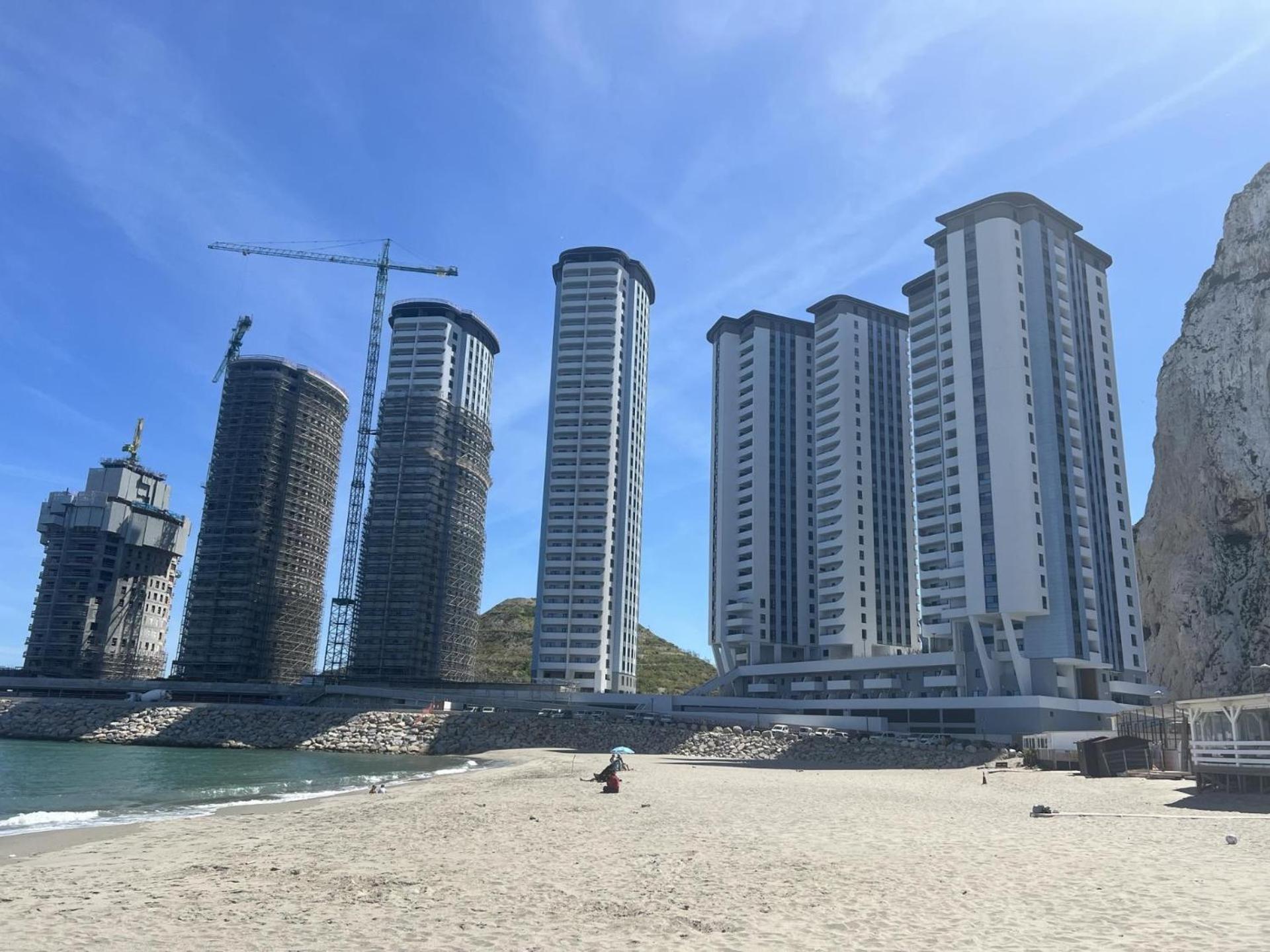 Marina Club Luxury Private Studio With Pool And Incredible Views ジブラルタル エクステリア 写真