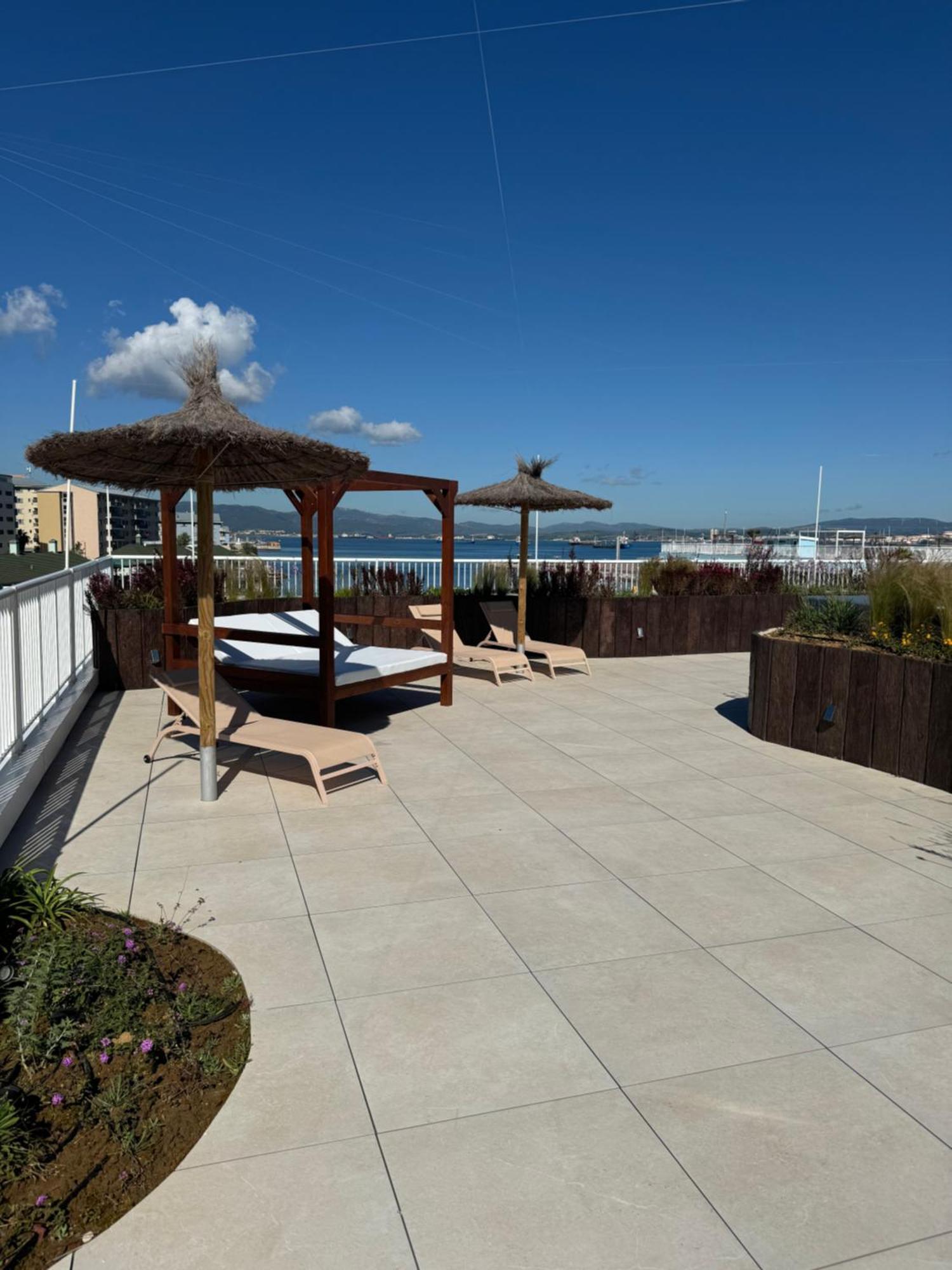 Marina Club Luxury Private Studio With Pool And Incredible Views ジブラルタル エクステリア 写真